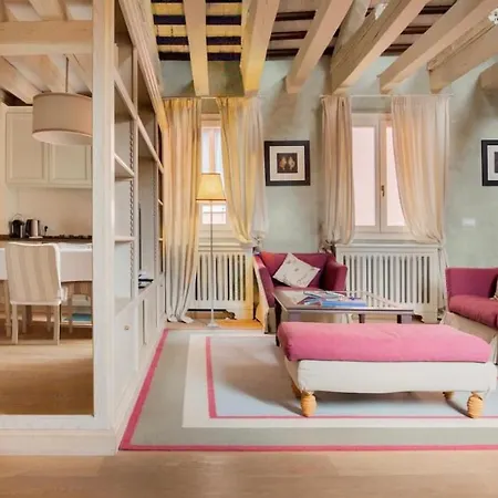 Beautiful Apartment In The Center Apartamento Venecia