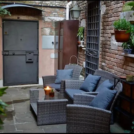 Beautiful Apartment In The Center Apartamento Venecia